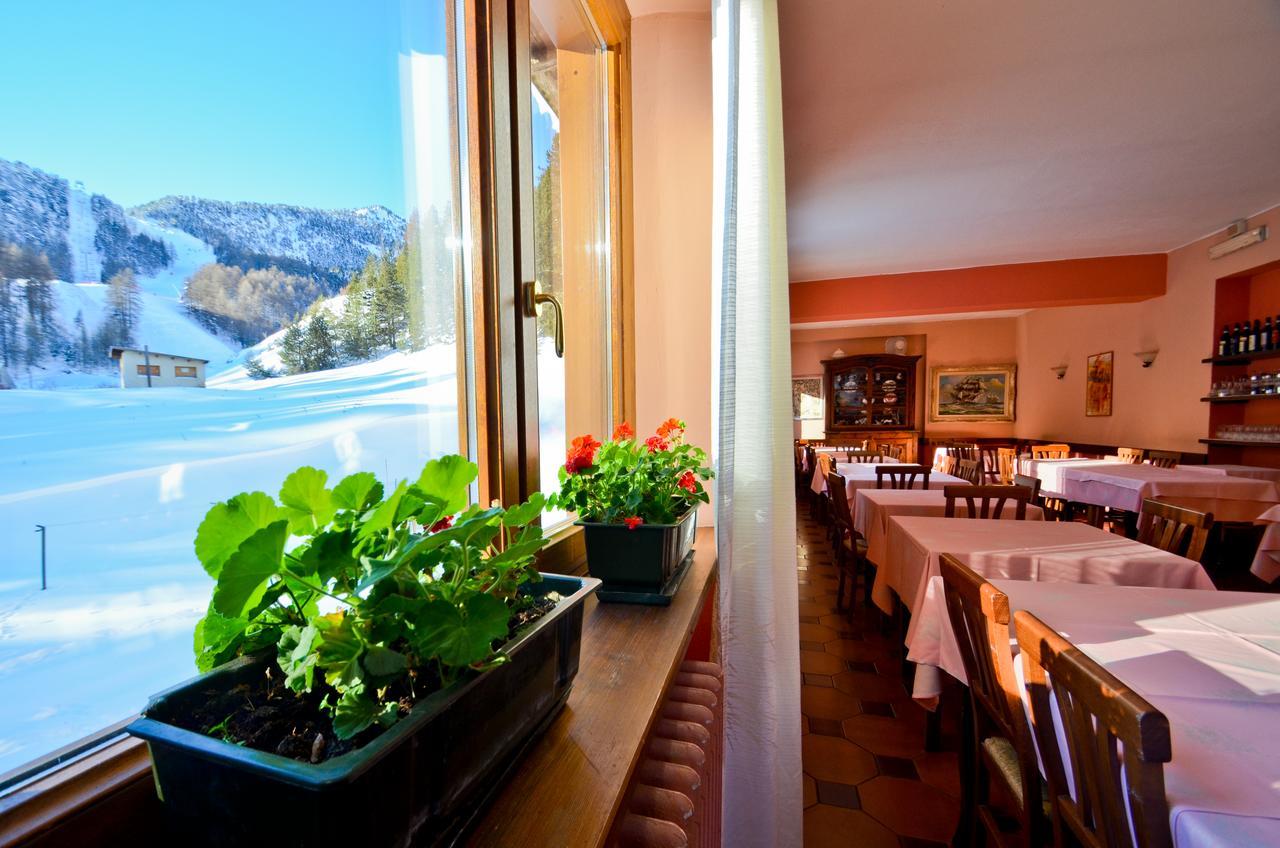 Hotel Miramonti Claviere Exterior photo
